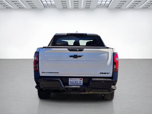 2024 Chevrolet Silverado EV RST