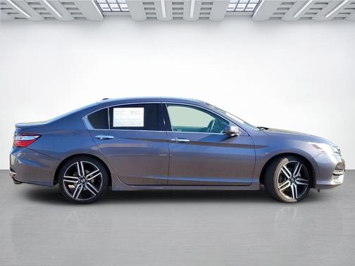 2017 Honda Accord Touring