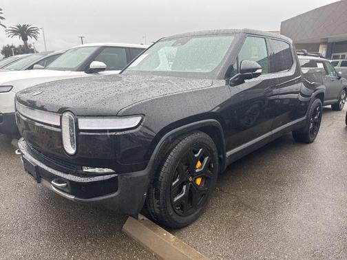 2022 Rivian R1T Adventure Package