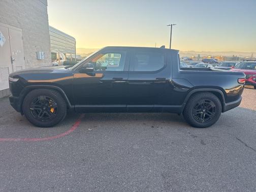 2022 Rivian R1T Adventure Package