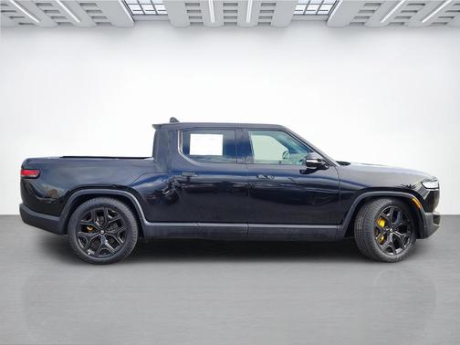 2022 Rivian R1T Adventure Package