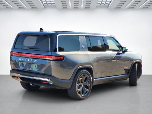 2023 Rivian R1S Adventure Quad Motor Large Pack