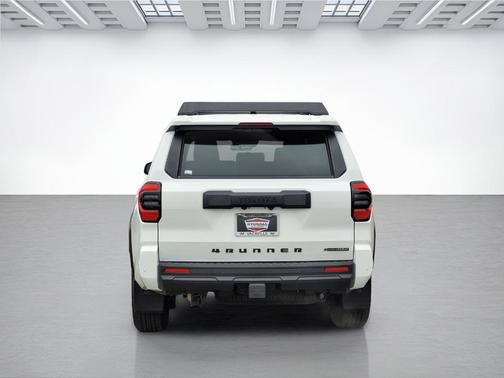 2025 Toyota 4Runner Hybrid TRD