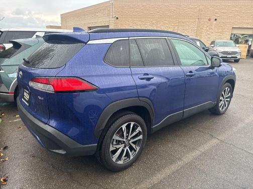 2023 Toyota Corolla Cross XLE