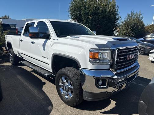 2017 GMC Sierra 2500 SLT