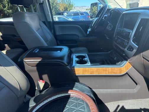 2017 GMC Sierra 2500 SLT