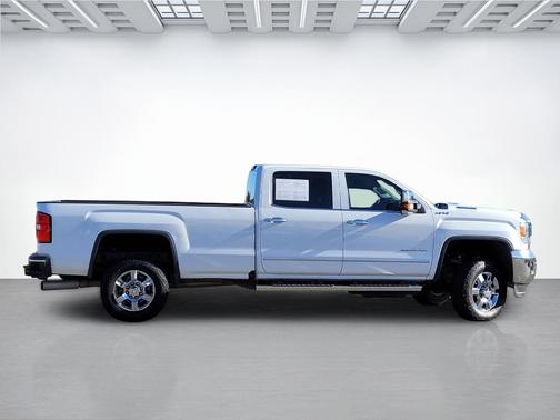 2017 GMC Sierra 2500 SLT