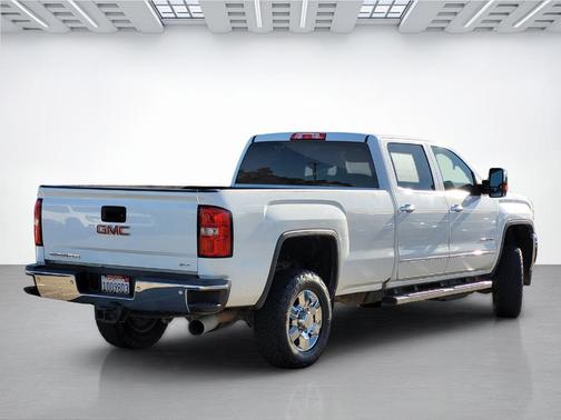 2017 GMC Sierra 2500 SLT