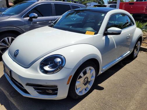 Pure White 2019 Volkswagen Beetle 2.0T Final Edition SEL