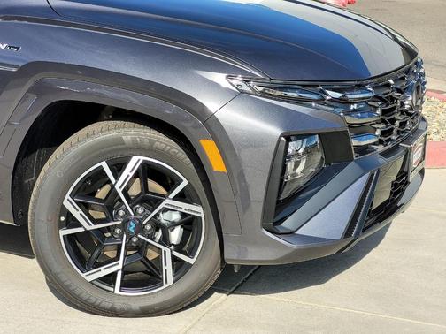 2025 Hyundai TUCSON Hybrid N Line