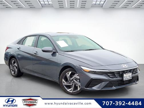 2025 Hyundai ELANTRA Limited