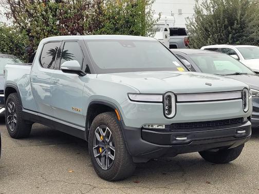 2022 Rivian R1T Adventure Package