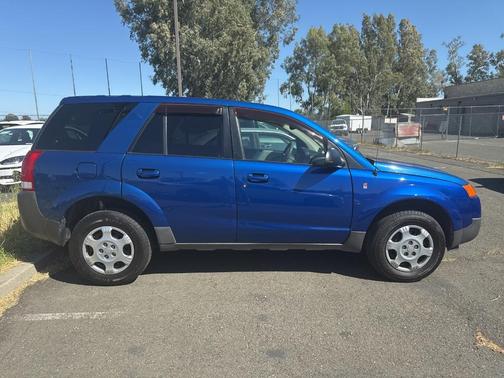 2005 Saturn Vue BASE