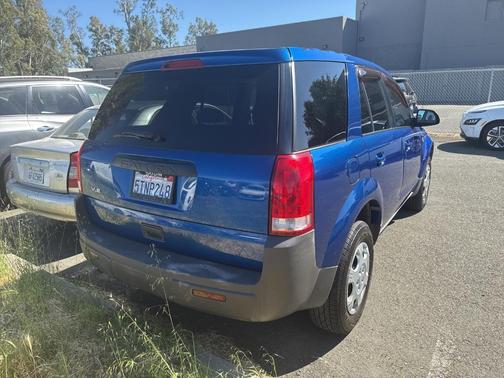 2005 Saturn Vue BASE