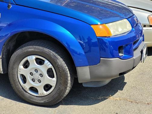 2005 Saturn Vue BASE