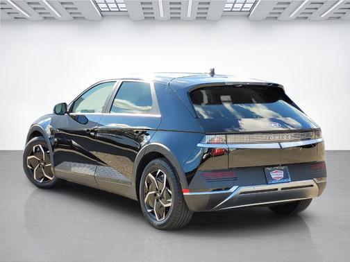 2022 Hyundai IONIQ 5 SEL