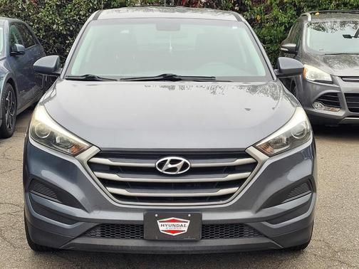2016 Hyundai TUCSON SE