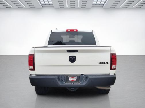 2020 RAM 1500 Classic SLT