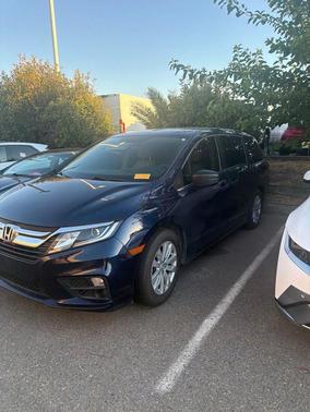 Blue 2019 Honda Odyssey LX