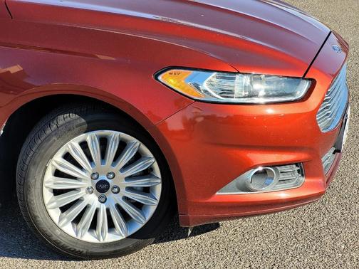 2014 Ford Fusion Hybrid SE