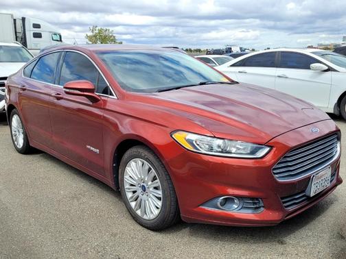 2014 Ford Fusion Hybrid SE