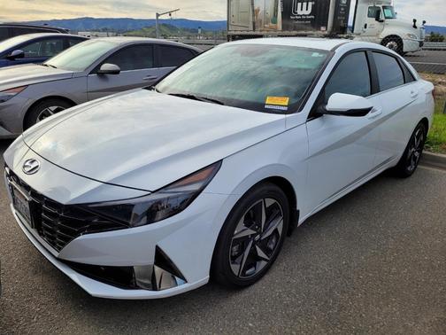 2023 Hyundai ELANTRA HEV Limited