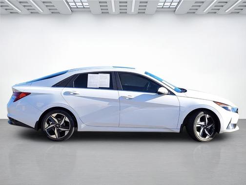 2023 Hyundai ELANTRA HEV Limited