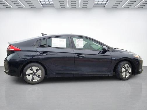 2019 Hyundai IONIQ Hybrid Blue