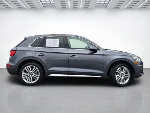 2018 Audi Q5 2.0T Premium Plus