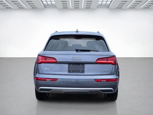 2018 Audi Q5 2.0T Premium Plus