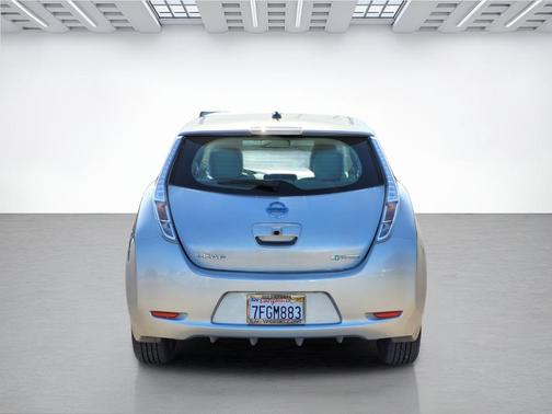 2015 Nissan Leaf SV