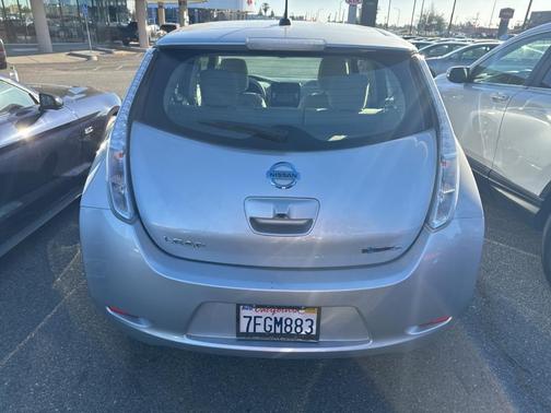 2015 Nissan Leaf SV