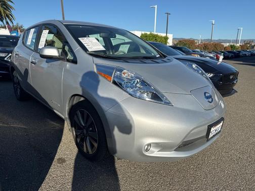2015 Nissan Leaf SV