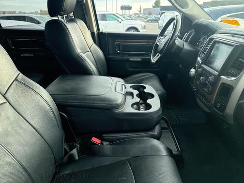 2019 RAM 1500 Classic Laramie