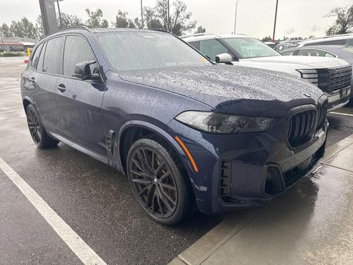 2025 BMW X5 M60i