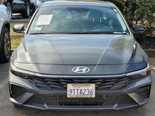 2025 Hyundai ELANTRA HEV SEL