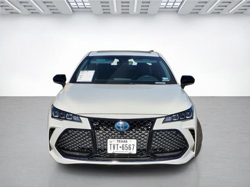 2022 Toyota Avalon Hybrid XSE Nightshade