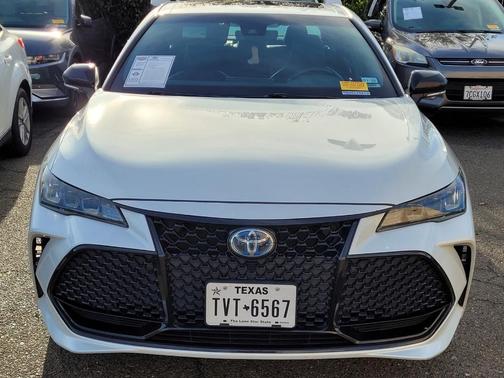 2022 Toyota Avalon Hybrid XSE Nightshade