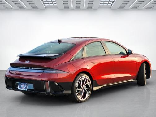 2025 Hyundai IONIQ 6 SEL