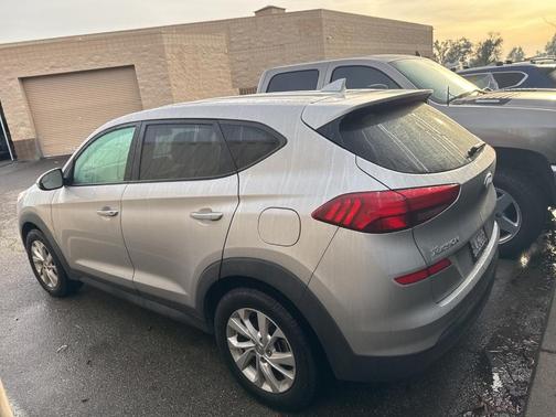 2020 Hyundai TUCSON SE