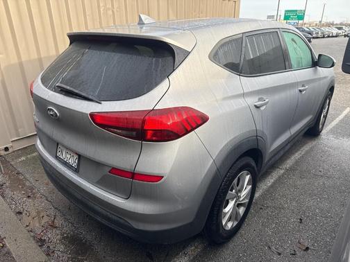 2020 Hyundai TUCSON SE