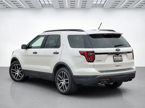 2019 Ford Explorer sport