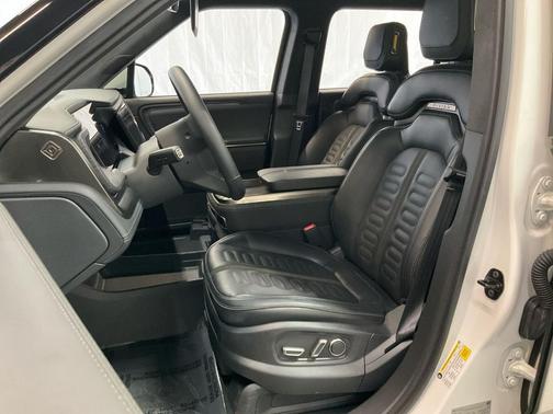 2024 Rivian R1S Adventure Quad Motor Large Pack