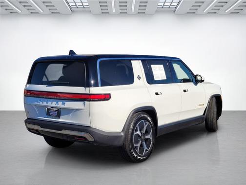 2024 Rivian R1S Adventure Quad Motor Large Pack