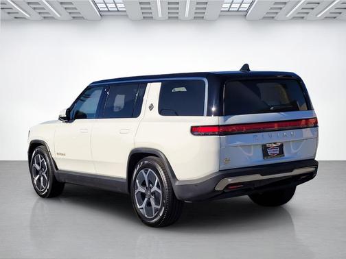 2024 Rivian R1S Adventure Quad Motor Large Pack