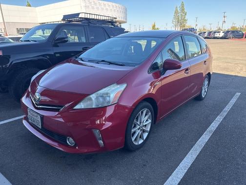 2012 Toyota Prius v Five