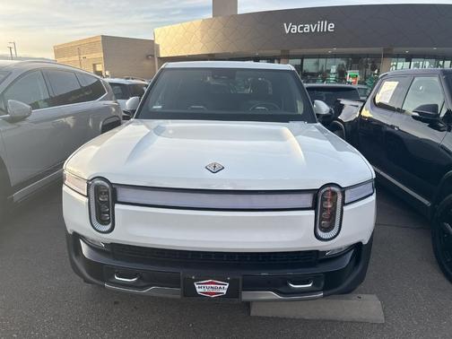 2023 Rivian R1T Adventure Package