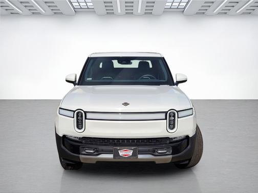 2023 Rivian R1T Adventure Package