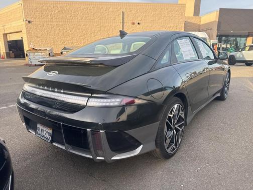 2024 Hyundai IONIQ 6 SEL