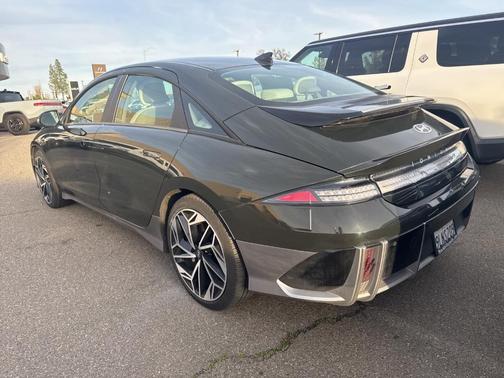 2024 Hyundai IONIQ 6 SEL